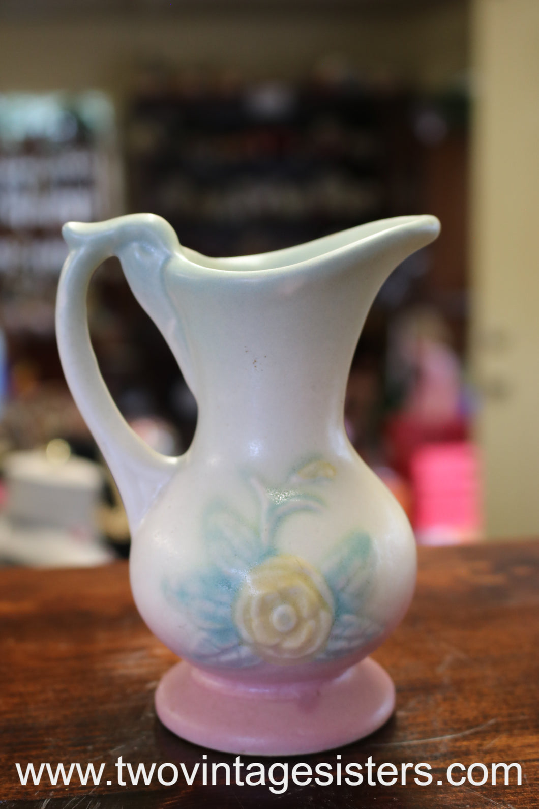1940s Hull Pottery Rose Vase