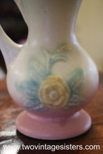 Load image into Gallery viewer, 1940s Hull Pottery Rose Vase