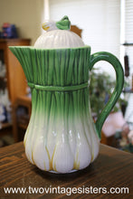 Load image into Gallery viewer, 1960s Georges Briard L Oigmon Serving Pitcher Carafes
