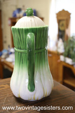 Load image into Gallery viewer, 1960s Georges Briard L Oigmon Serving Pitcher Carafes