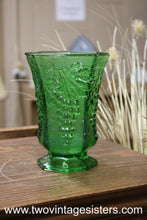 Load image into Gallery viewer, Anchor Hocking Grapes Green Glass Vase