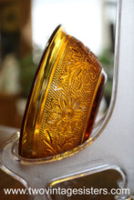 Load image into Gallery viewer, Anchor Hocking Sandwich Desert Gold Berry Bowl