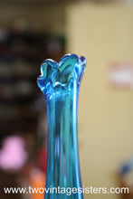 Load image into Gallery viewer, Fenton Colonial Blue Bud Vase