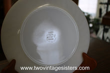 Load image into Gallery viewer, Fire King Ivory Swirl Milk Glass Dinner Plates
