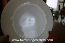 Load image into Gallery viewer, Fire King Ivory Swirl Milk Glass Dinner Plates