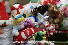 Load image into Gallery viewer, Fitz and Floyd Kris Kringle Lidded Ceramic Cookie Jar 1993