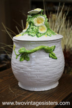Load image into Gallery viewer, Geo Z Lefton Daisy Biscut Cookie Jar