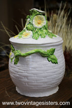 Load image into Gallery viewer, Geo Z Lefton Daisy Biscut Cookie Jar