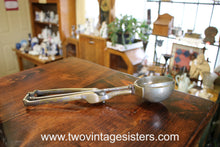 Load image into Gallery viewer, Gilchrist Metal Ice Cream Scoop Model 30