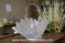 Load image into Gallery viewer, Leaves and Bubbles Crystal Glass Basket
