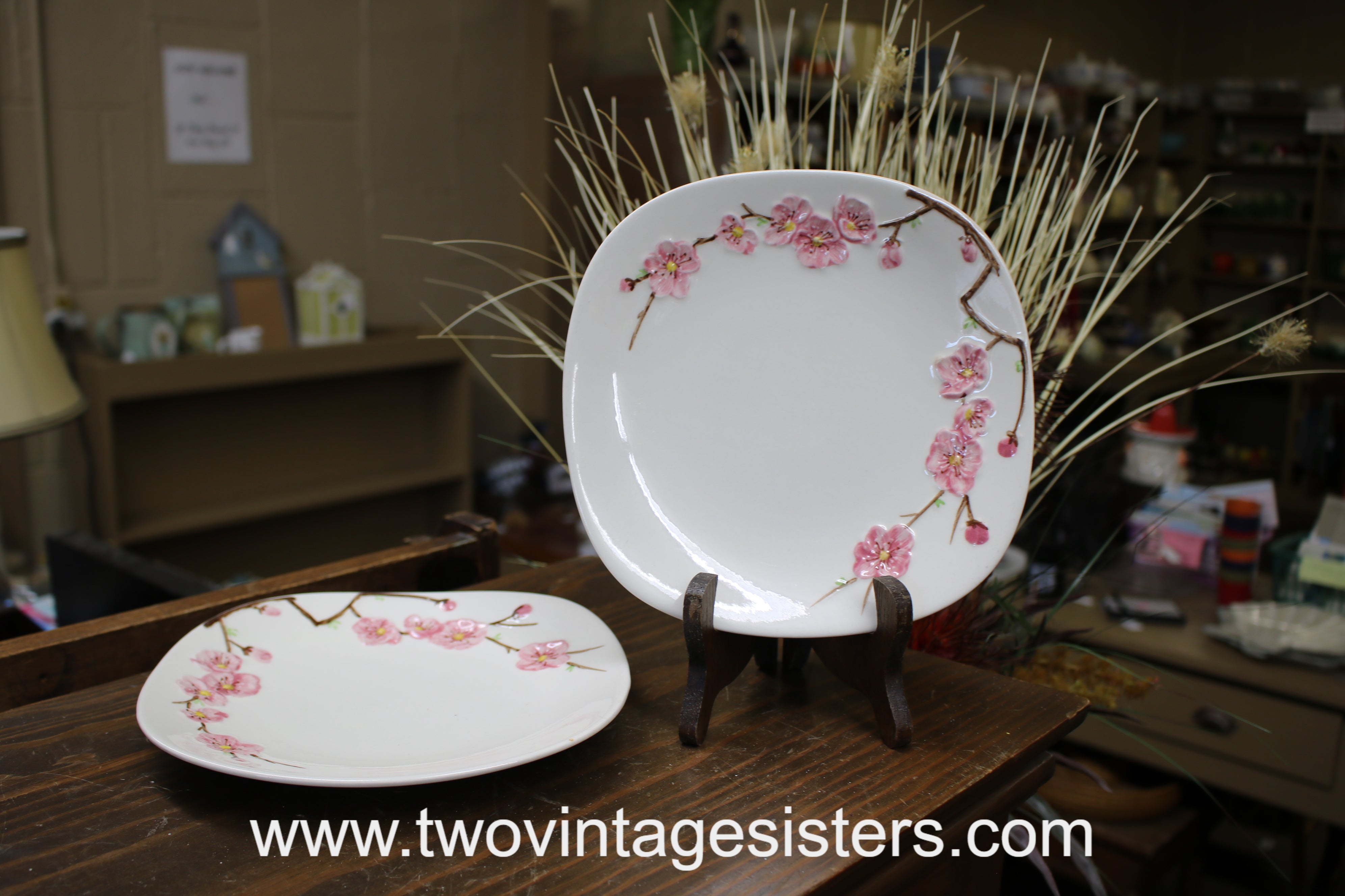 Metlox Poppytrail Peach Blossom Fruit Bowl