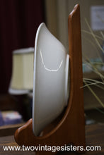 Load image into Gallery viewer, Metlox Poppytrail Peach Blossom Vegetable Bowl