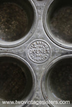 Load image into Gallery viewer, Ovenex Metal Eight Muffin Pan
