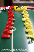 Load image into Gallery viewer, Tudor 1949 TRU Action Electric Football Game