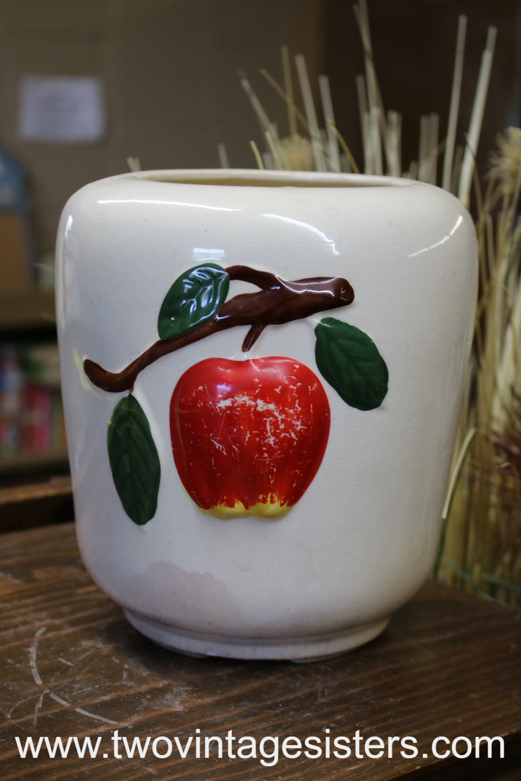 USA Ceramic Pottery Apple Motif Cannister