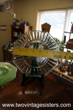 Load image into Gallery viewer, Uranium Octagon 7 Inch Salad Plate Set of 4