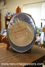 Load image into Gallery viewer, Valleybrook Farms Bo Pep Handled Cookie Tin