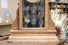 Load image into Gallery viewer, WM L Gilbert Clock Co Capitol No 45
