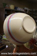 Load image into Gallery viewer, Watt Ceramic Mixing Bowl #9 - Collectible