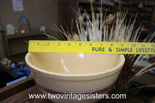 Load image into Gallery viewer, Watt Ceramic Mixing Bowl #9 - Collectible