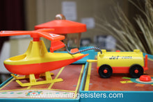 Load image into Gallery viewer, Fisher Price Play Family Airport Playset