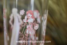 Load image into Gallery viewer, Betty & Veronica Fashion Show Archie & Gang Glass