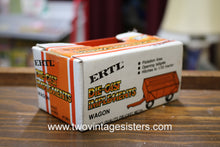 Load image into Gallery viewer, Ertl Die Cast Implement Wagon