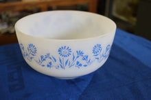 Load image into Gallery viewer, Vintage Federal Milk Glass 1-1/2 Qt Mixing Bowl Blue Floral No Lid