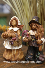 Load image into Gallery viewer, GANZ Resin Fall Autumn Harvest Pilgrim Pair
