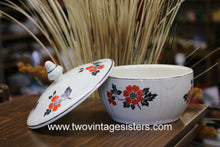 Load image into Gallery viewer, Hall Superior Red Poppy Radiance Drip Grease Jar