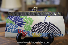Load image into Gallery viewer, Japanese Okinawan Multi Color Canvas Kimono Coin Clutch