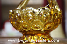 Load image into Gallery viewer, L.E Smith Moon and Star Glass Vintage Amber Basket