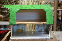 Load image into Gallery viewer, Marx 1950 Lazy Day Farm Barn