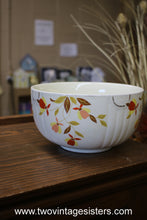 Load image into Gallery viewer, Mixing Bowl Halls Superior Kitchenware Jewel Tea Autumn Leaf