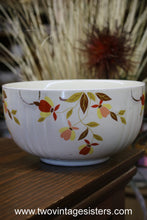 Load image into Gallery viewer, Mixing Bowl Halls Superior Kitchenware Jewel Tea Autumn Leaf
