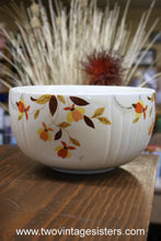 Load image into Gallery viewer, Mixing Bowl Halls Superior Kitchenware Jewel Tea Autumn Leaf
