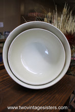 Load image into Gallery viewer, Nesting Bowls Halls Superior Kitchenware Jewel Tea Autumn Leaf