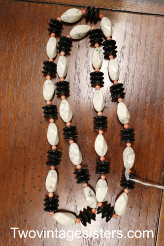 Vintage Onyx Coral Howlite Beach Necklace