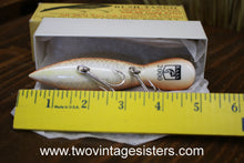 Load image into Gallery viewer, Rush Tango Bass Swimming Minnow Limited Edition Lure Bait
