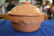 Load image into Gallery viewer, Vintage Watt Pottery Loop Pattern Casserole With Lid