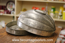 Load image into Gallery viewer, Tin Melon Mold - Vintage Kitchen
