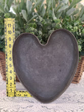 Load image into Gallery viewer, primitive Heart Shape Tin Cake Pan
