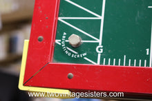 Load image into Gallery viewer, Tudor 1949 TRU Action Electric Football Game
