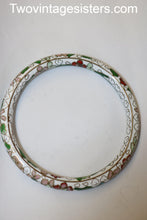 Load image into Gallery viewer, Vintage Cloisonné White Bangle Flowers  
