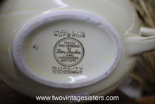 Load image into Gallery viewer, Aladdin Teapot Halls Superior Kitchenware Jewel Tea Autumn Leaf
