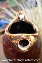 Load image into Gallery viewer, Hull USA Pottery Water Pitcher Ice Lip
