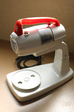 Load image into Gallery viewer, Vintage Original Montgomery Ward Blender 94-VDC-2020a
