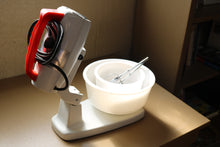 Load image into Gallery viewer, Vintage Original Montgomery Ward Blender 94-VDC-2020a

