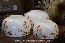 Load image into Gallery viewer, Nesting Bowls Halls Superior Kitchenware Jewel Tea Autumn Leaf
