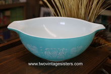 Load image into Gallery viewer, Pyrex Mixing Bowl Cinderella Butterprint Turquoise
